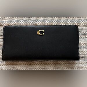 NWT Coach Black Leather Essential Slim Wallet $175
